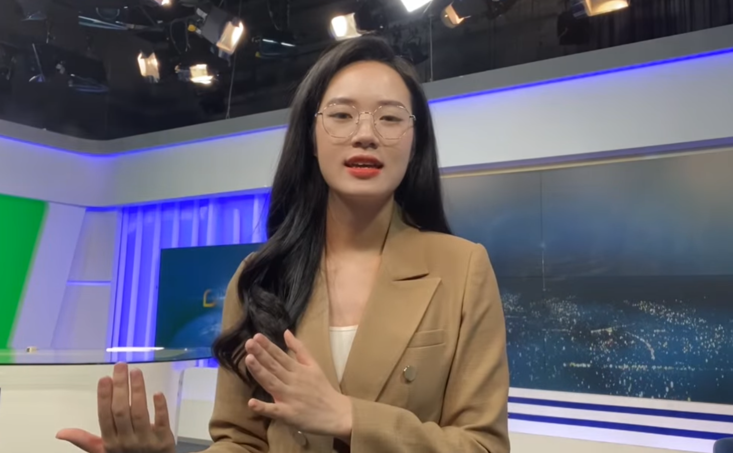 Lan Chi Chân dung MC Bản tin Thời tiết thuộc thế hệ gen Z của VTV, từng thi Hoa hậu Việt Nam