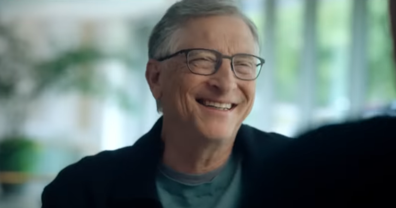 Bill Gates cho biết Bernie Sanders ‘sẽ loại bỏ 99%’ tài sản của mình, chỉ còn lại 1 tỷ đô la