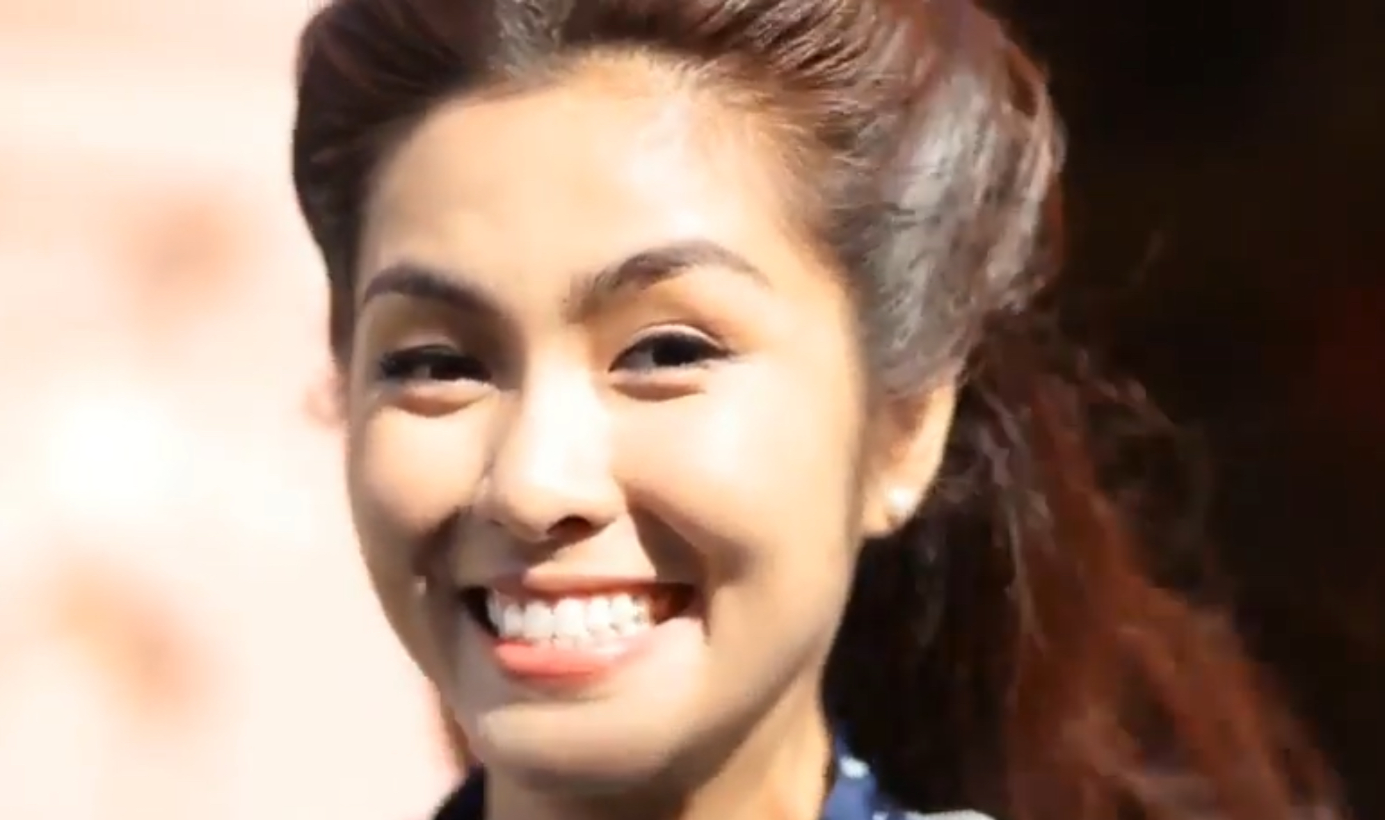 Sao Việt 25/10: Tăng Thanh Hà khoe ảnh bên mẹ, Đỗ Mỹ Linh kỷ niệm 2 năm cưới