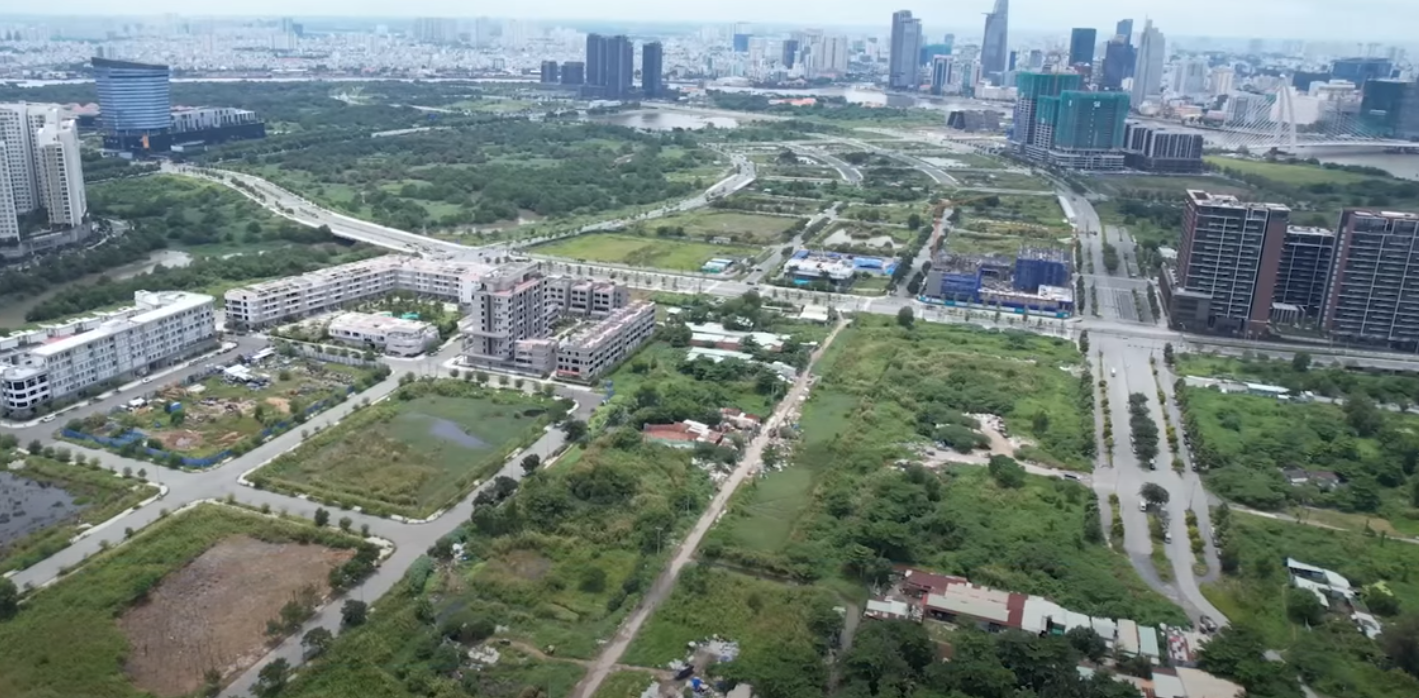 Giá bất động sản còn cao so với thu nhập của đa số người dân