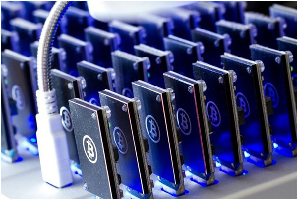 Máy đào Bitcoin là gì? Bao gồm những linh kiện nào?
