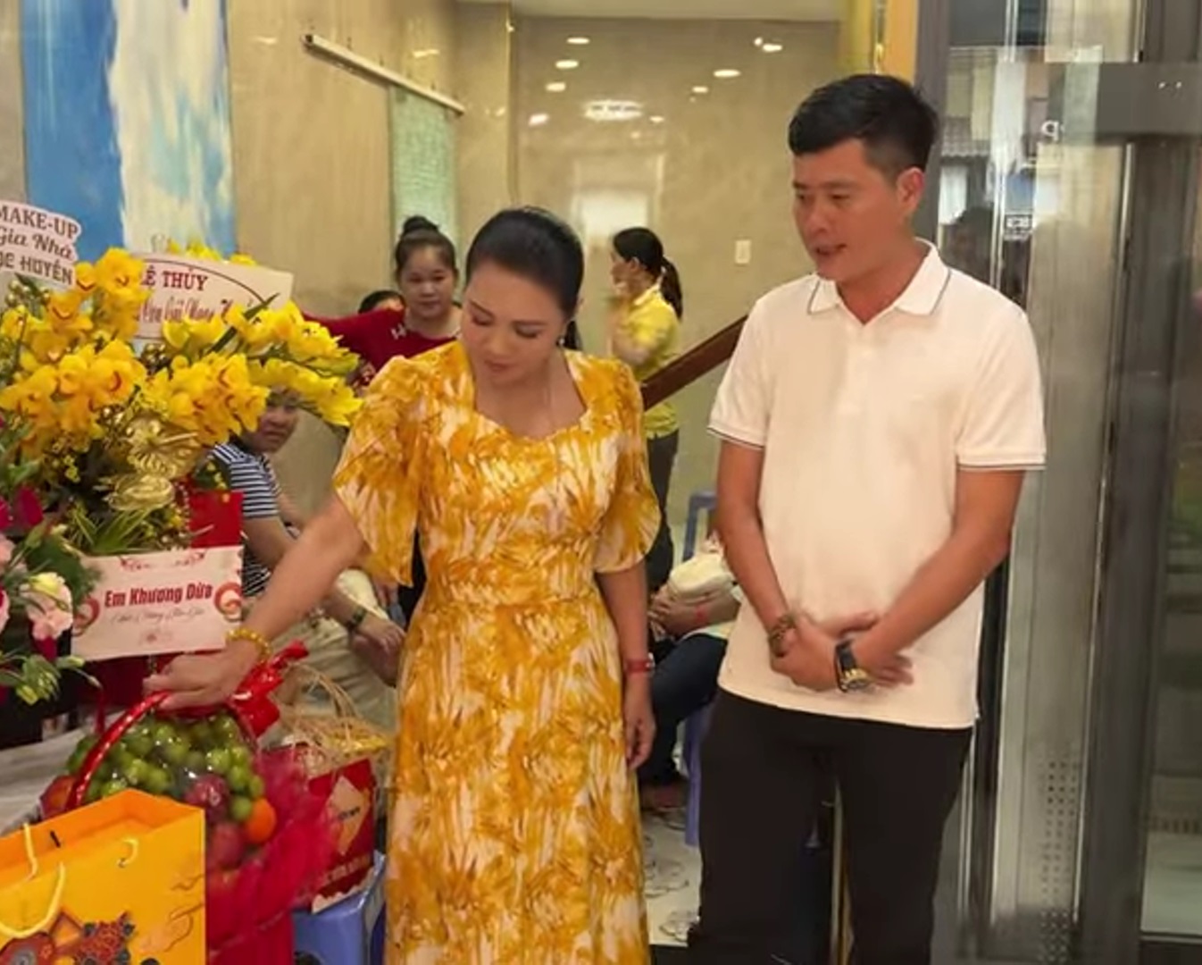 Nữ NSƯT vừa từ Mỹ về, mua nhà 50 tỷ mặt tiền TP.HCM