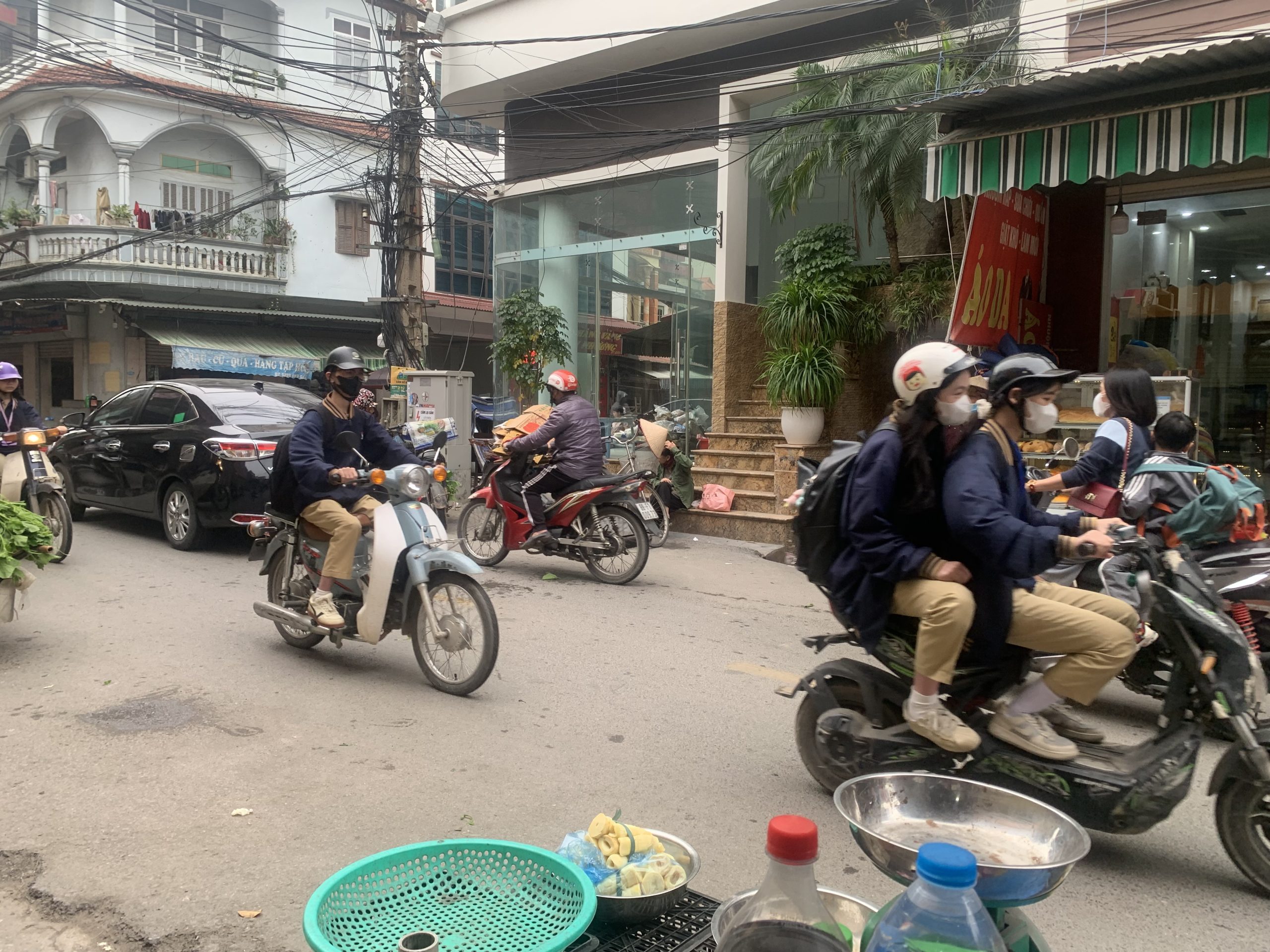 Chợ Thạch Đà, Mê Linh, Hà Nội – Điểm Mua Sắm Sầm Uất Của Người Dân Địa Phương
