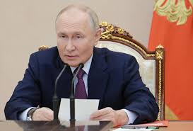 Vì sao Tổng thống Nga Putin thay đổi học thuyết hạt nhân vào thời điểm này?